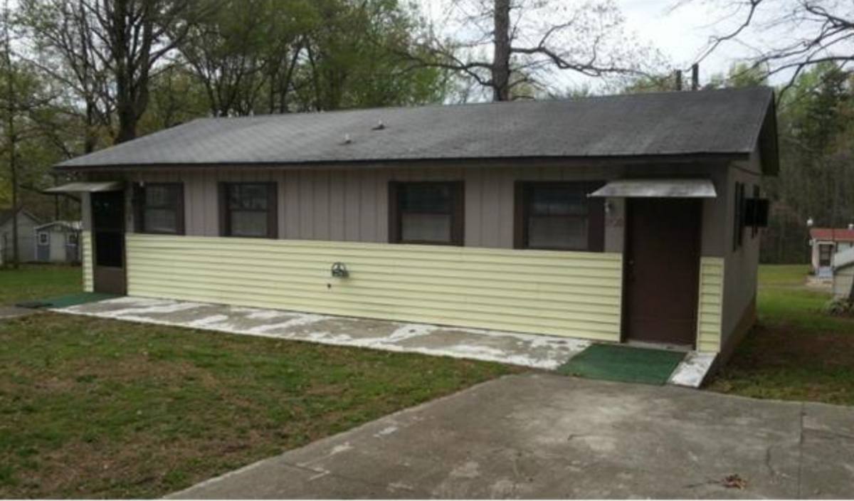 Apartment for rent at 220 Morningside Rd, Charlotte, NC 28214