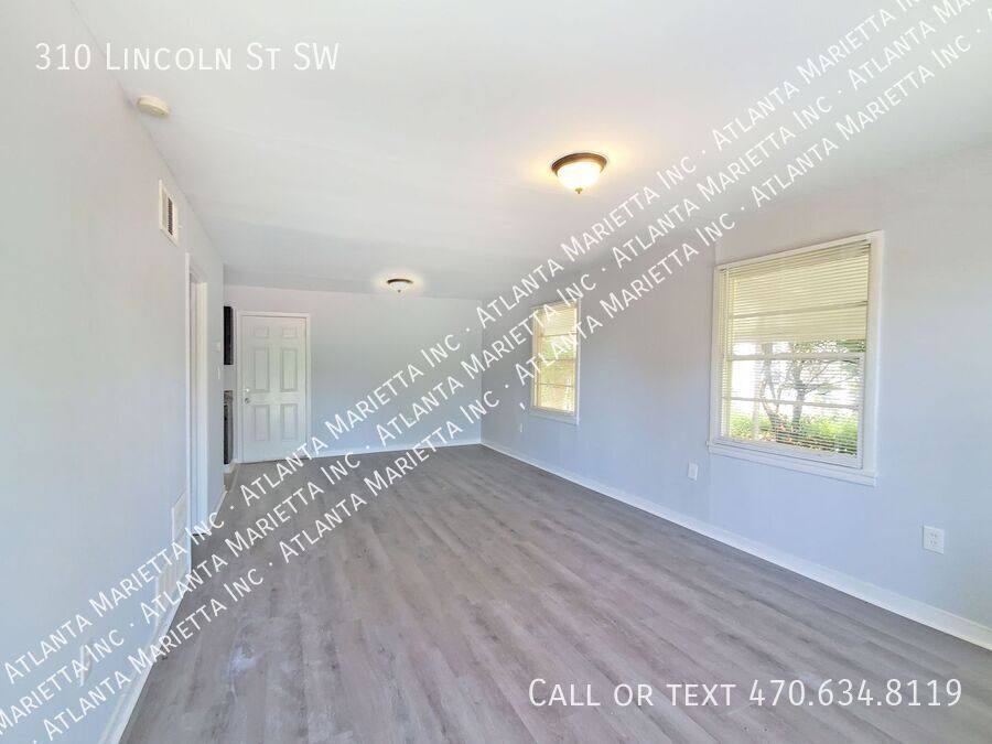 House for rent at 310 Lincoln St SW, Atlanta, GA 30315