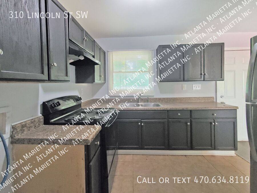 House for rent at 310 Lincoln St SW, Atlanta, GA 30315