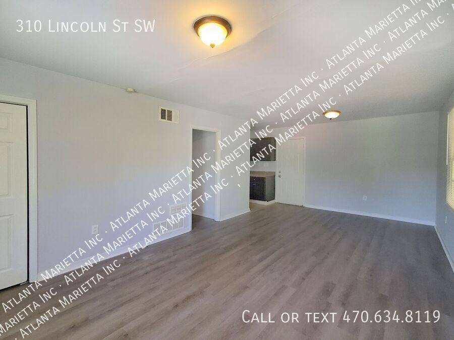 House for rent at 310 Lincoln St SW, Atlanta, GA 30315