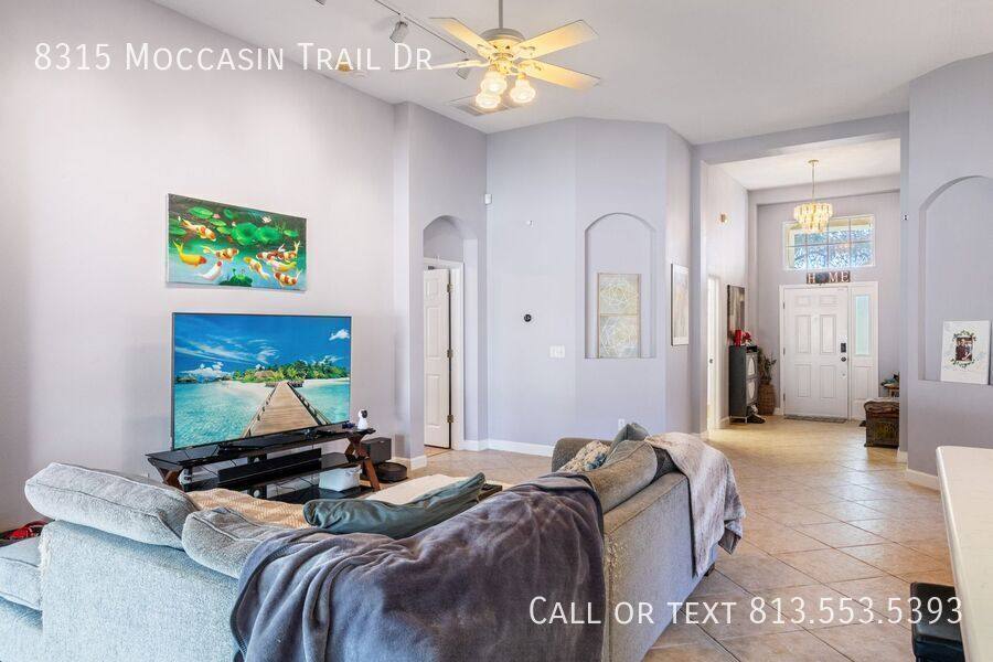 House for rent at 8315 Moccasin Trail Dr, Riverview, FL 33578