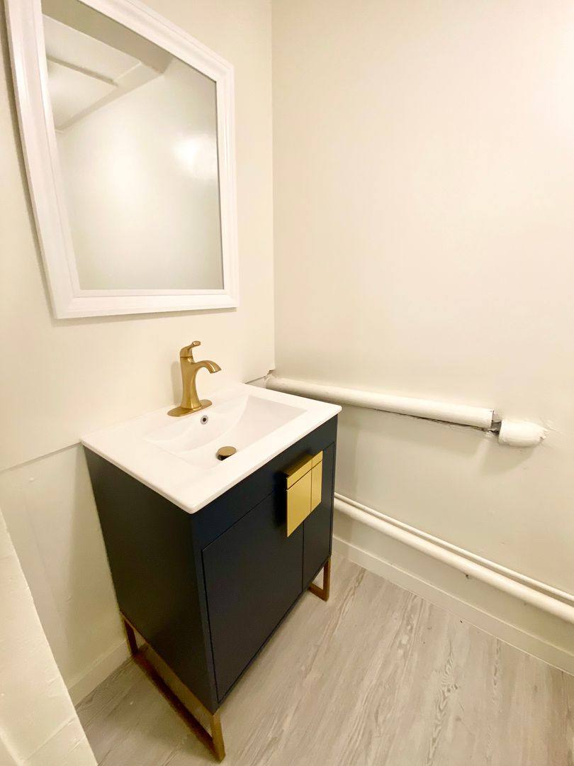 Apartment for rent at 1426 Stockton St, San Francisco, CA 94133