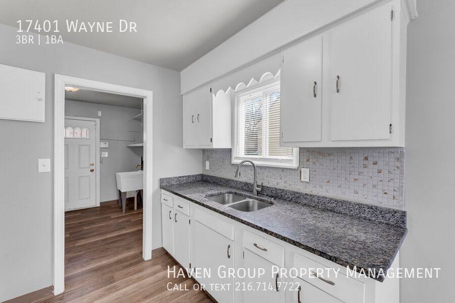 House for rent at 17401 Wayne Dr, Cleveland, OH 44128