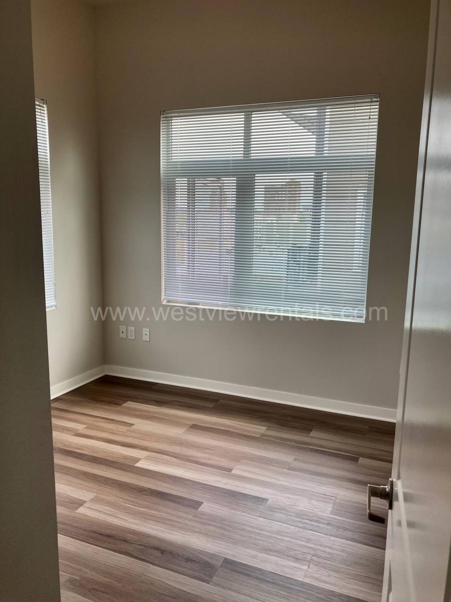 Apartment for rent at 1020 Railroad Ave #512, Bellingham, WA 98225