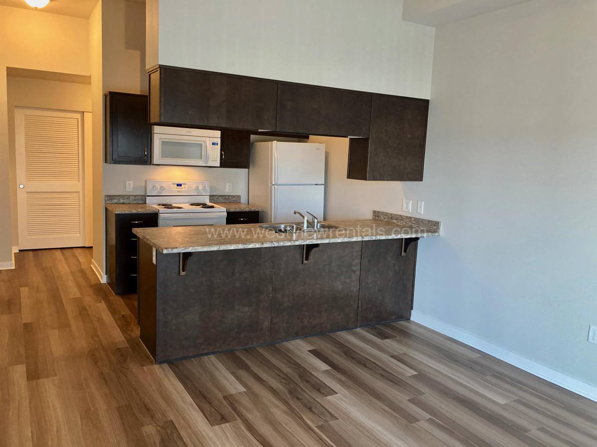 Apartment for rent at 1020 Railroad Ave #512, Bellingham, WA 98225