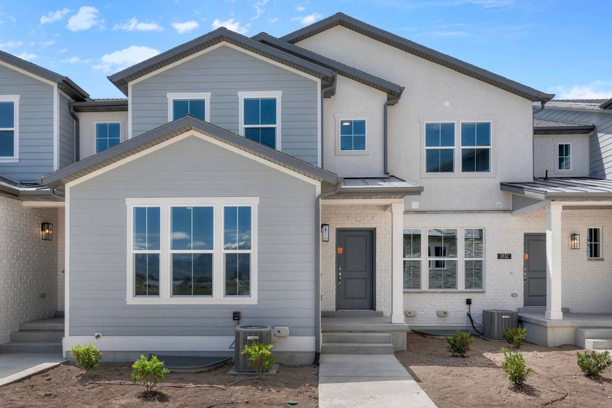 Townhouse for rent at 1623 E 6820 N, Eagle Mountain, UT 84005