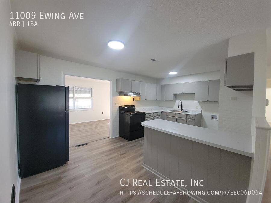 House for rent at 11009 Ewing Ave, Kansas City, MO 64134