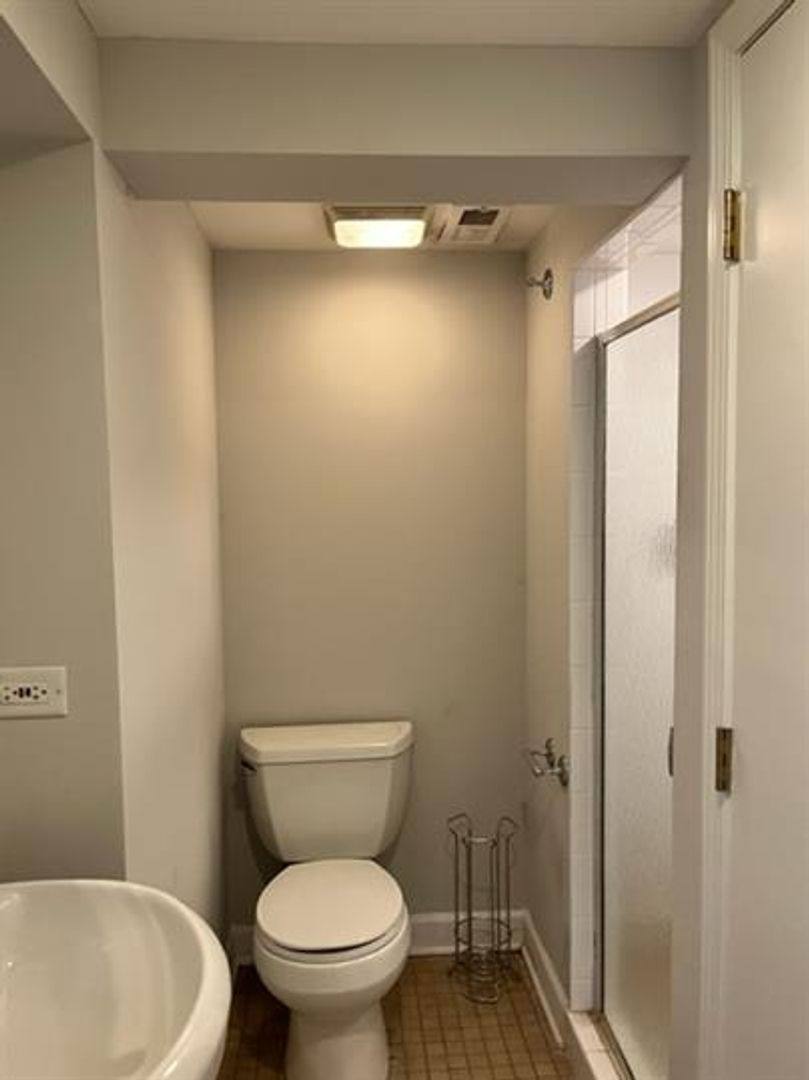 Townhouse for rent at 244 Elgin Ave #1, Forest Park, IL 60130