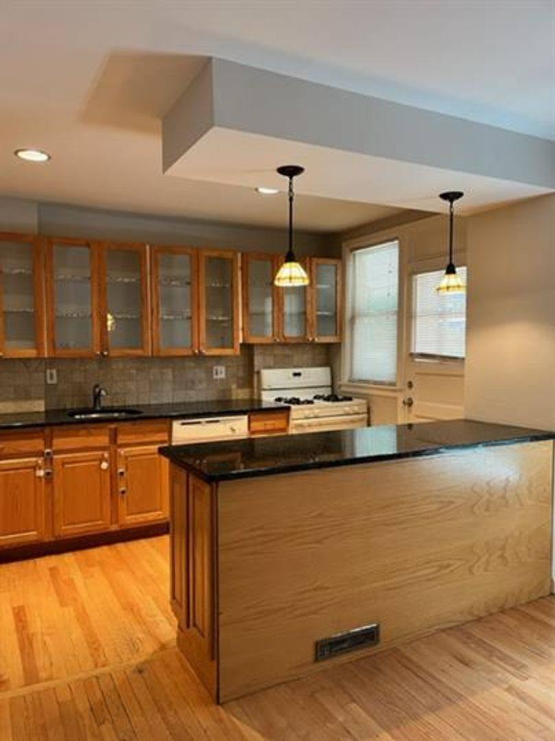 Townhouse for rent at 244 Elgin Ave #1, Forest Park, IL 60130