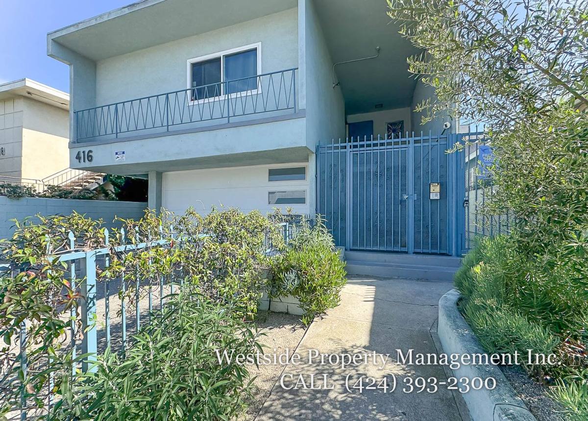 Apartment for rent at 416 Rose Ave #4, Venice, CA 90291