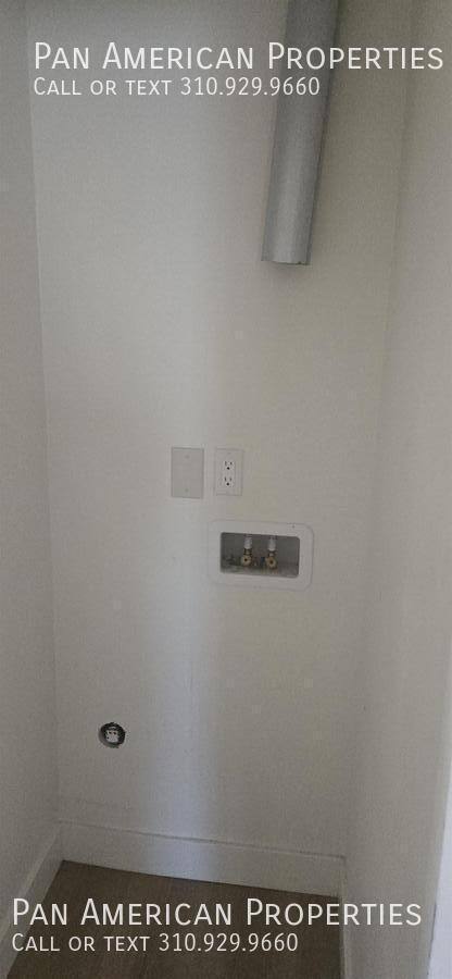 Apartment for rent at 221 E Artesia Blvd #5, Long Beach, CA 90805