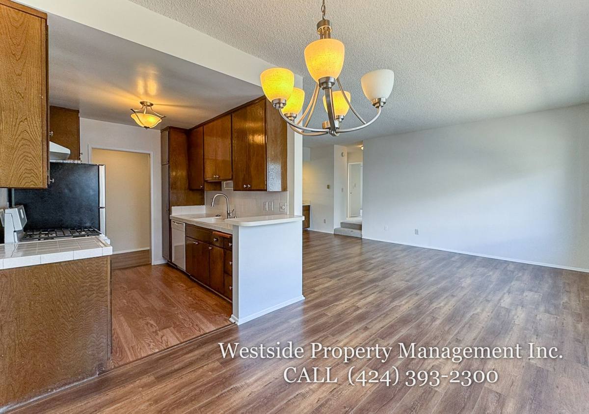 Apartment for rent at 507 California Ave #204, Santa Monica, CA 90403