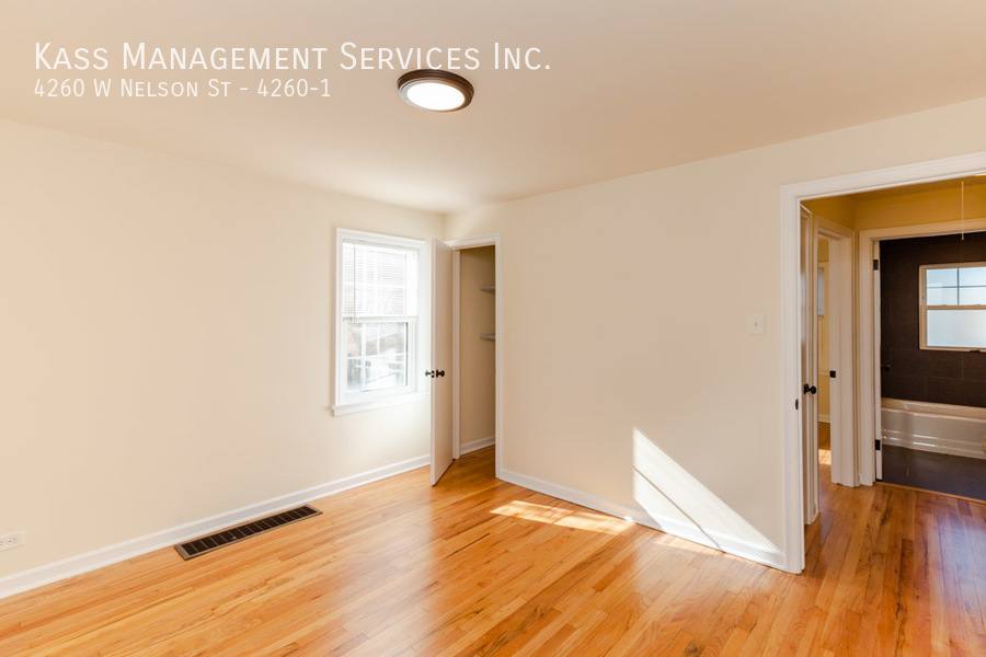 Apartment for rent at 4260 W Nelson St #1, Chicago, IL 60641