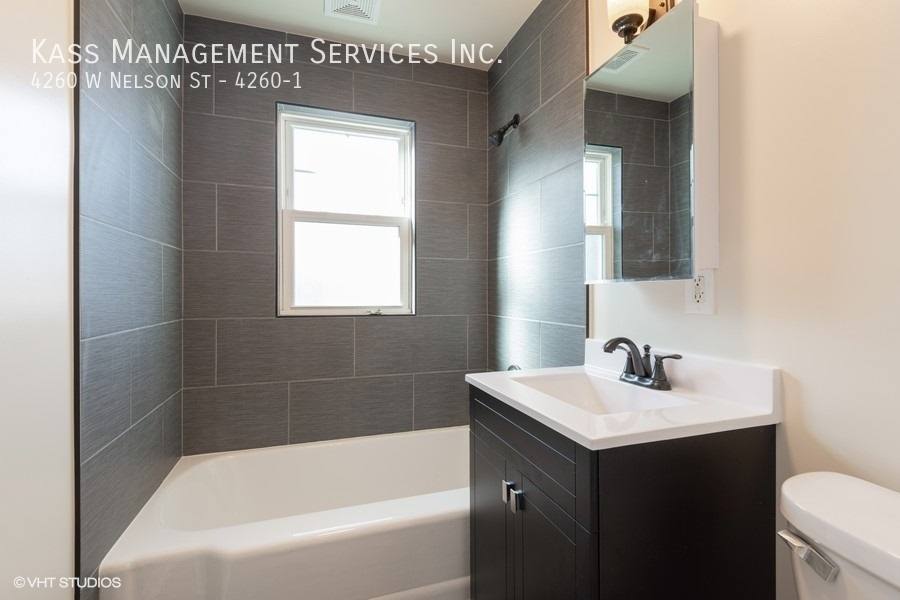 Apartment for rent at 4260 W Nelson St #1, Chicago, IL 60641