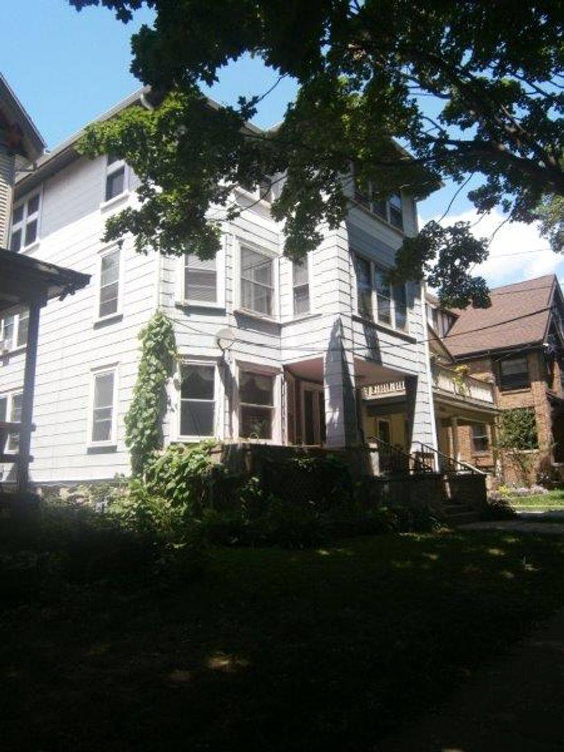 Apartment for rent at 920 Spaight St, Madison, WI 53703