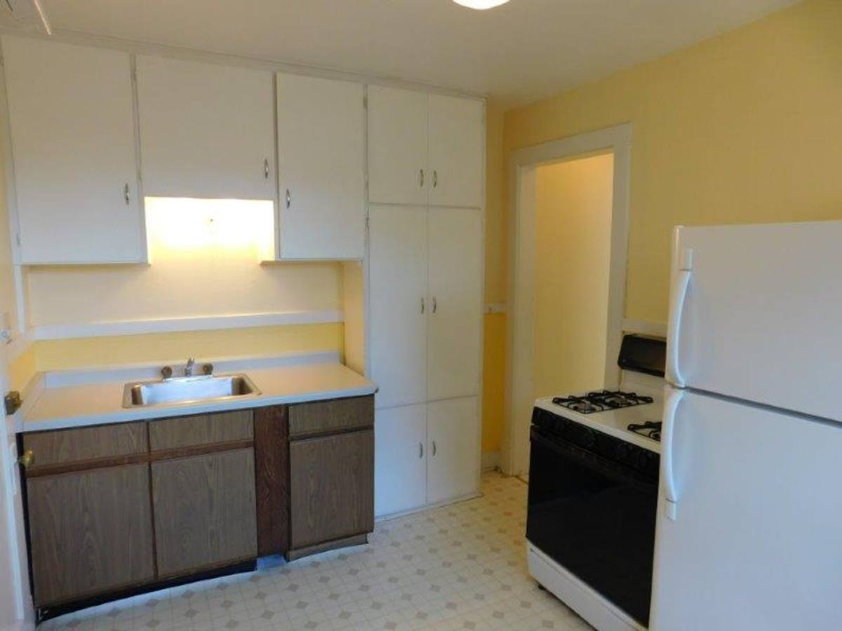 Apartment for rent at 920 Spaight St, Madison, WI 53703