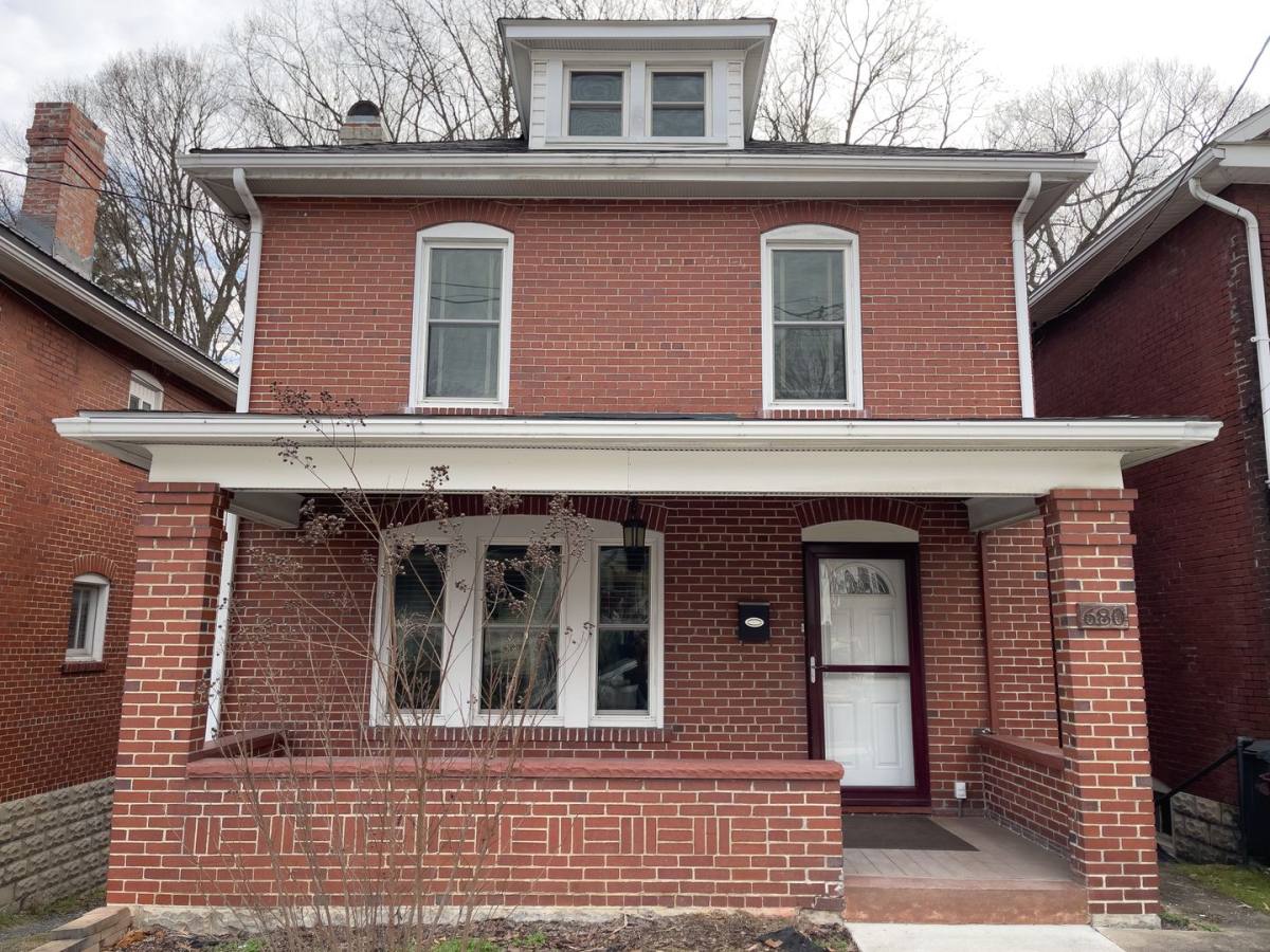 House for rent at 680 Fayette St, Cumberland, MD 21502