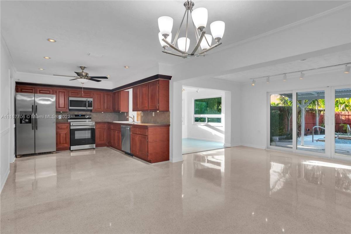 House for rent at 617 NE 2 Place, Dania, FL 33004