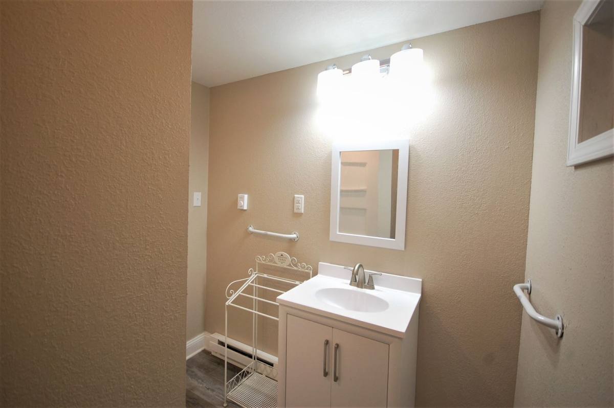 Apartment for rent at 716 Benton St, Boone, IA 50036