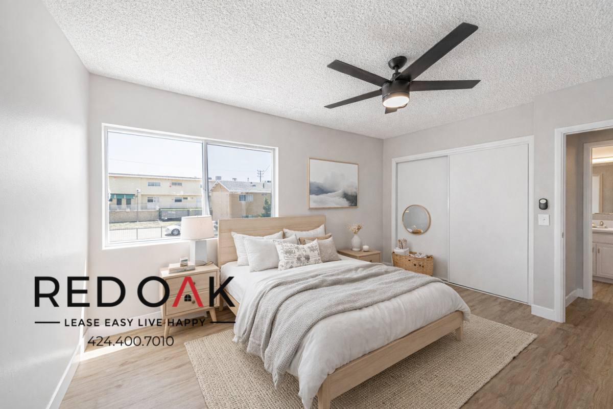 Condo for rent at 15405 Vanowen St #20, Van Nuys, CA 91406