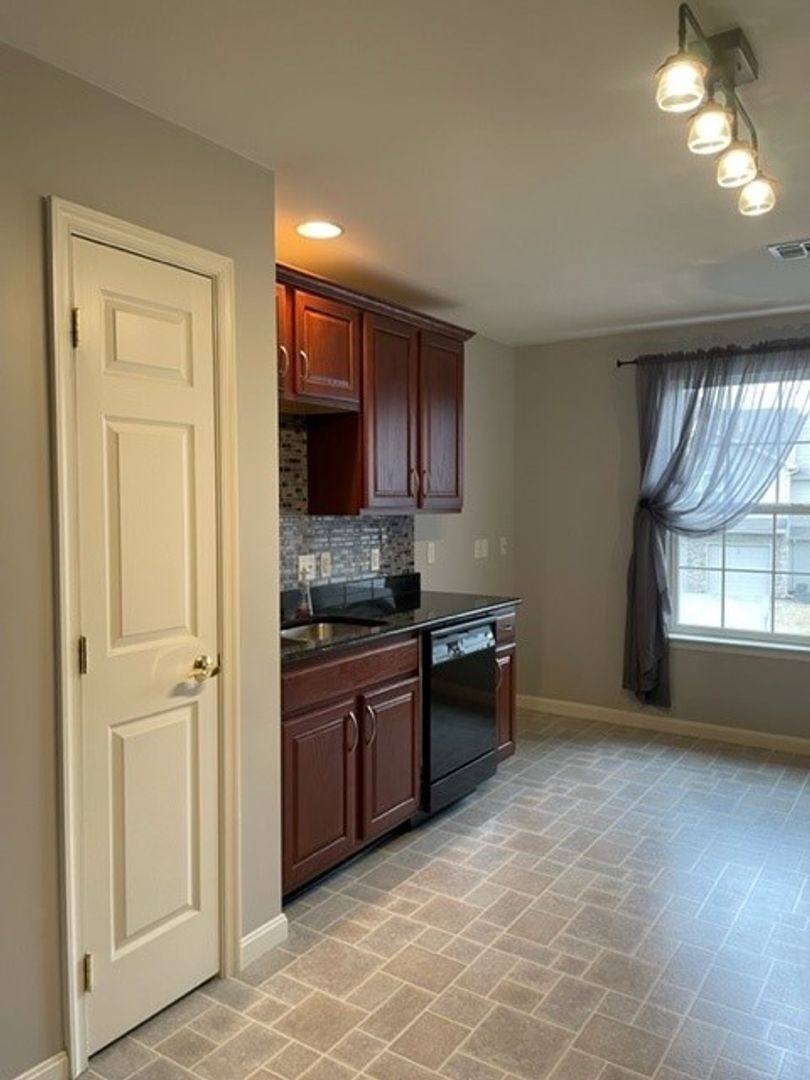 Townhouse for rent at 297 Thrush Dr, Hummelstown, PA 17036