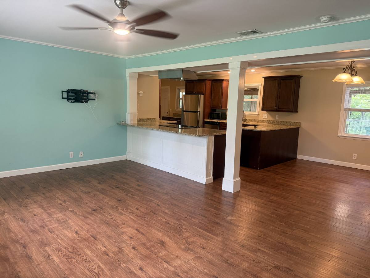 House for rent at 201 King Cotton Rd, Brunswick, GA 31525