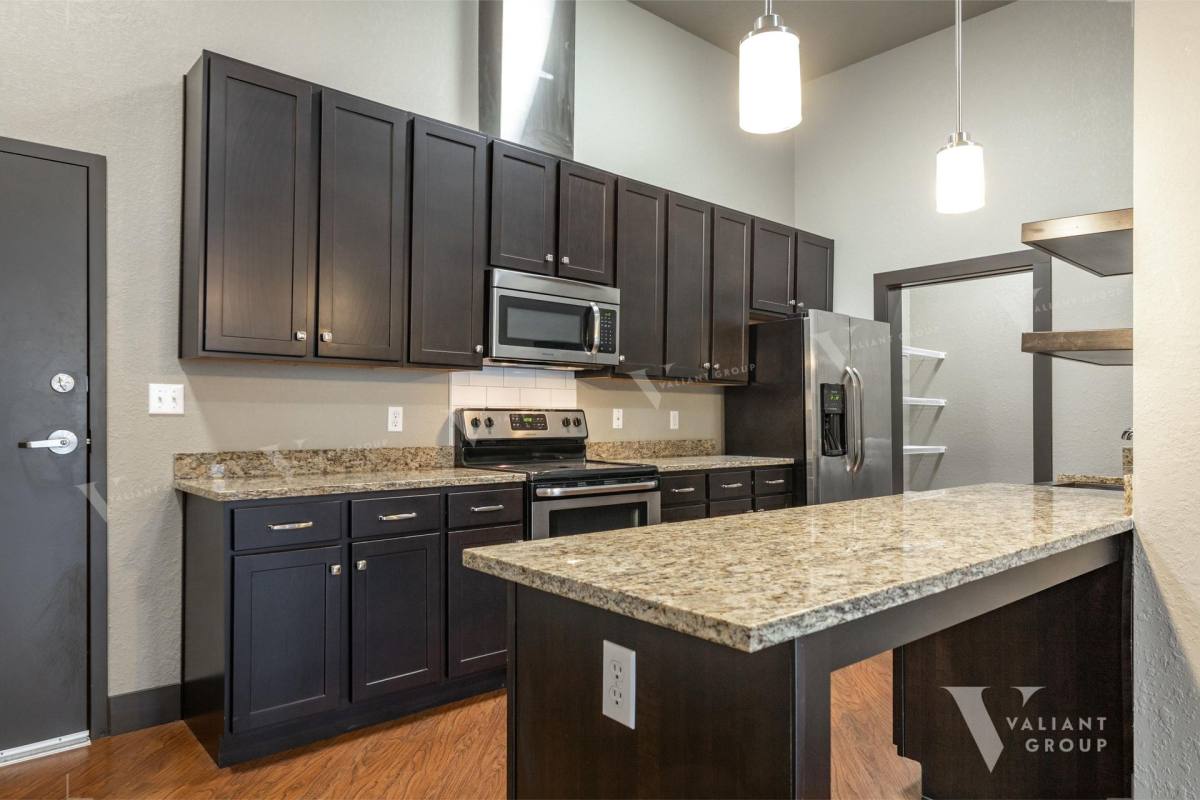 Apartment for rent at 535 W Walnut St, Springfield, MO 65806