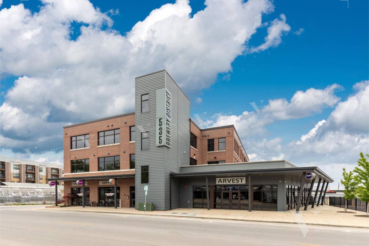 Apartment for rent at 535 W Walnut St, Springfield, MO 65806