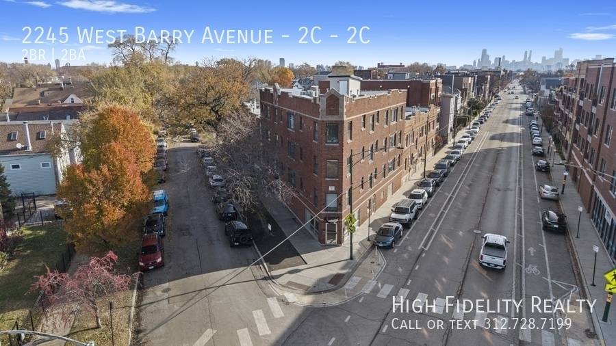 Apartment for rent at 2245 W Barry Ave #2C, Chicago, IL 60618