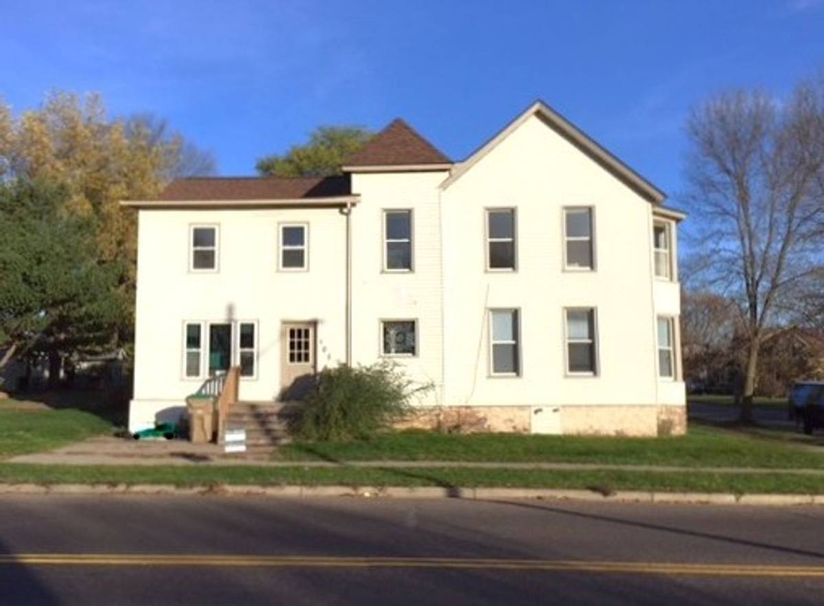 Apartment for rent at 103 Division St, Chippewa Falls, WI 54729