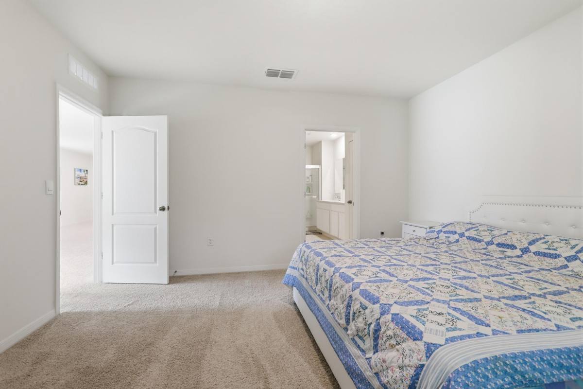 House for rent at 1732 Shadow Trace Way, Deland, FL 32720
