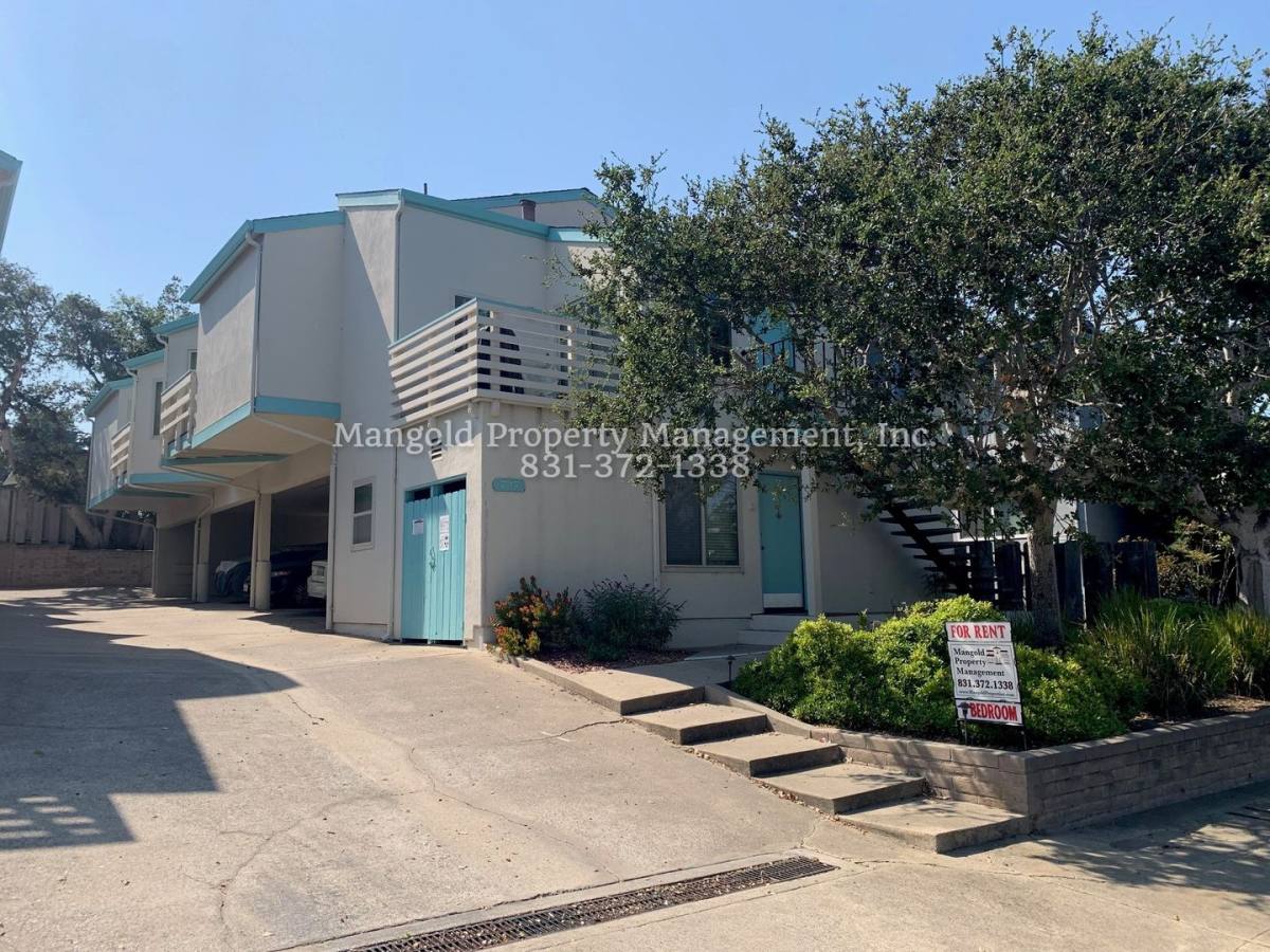 Apartment for rent at 725-727 Spencer St, Monterey, CA 93940