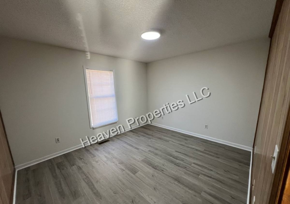 Townhouse for rent at 519 Leonford St, Lexington, NC 27292