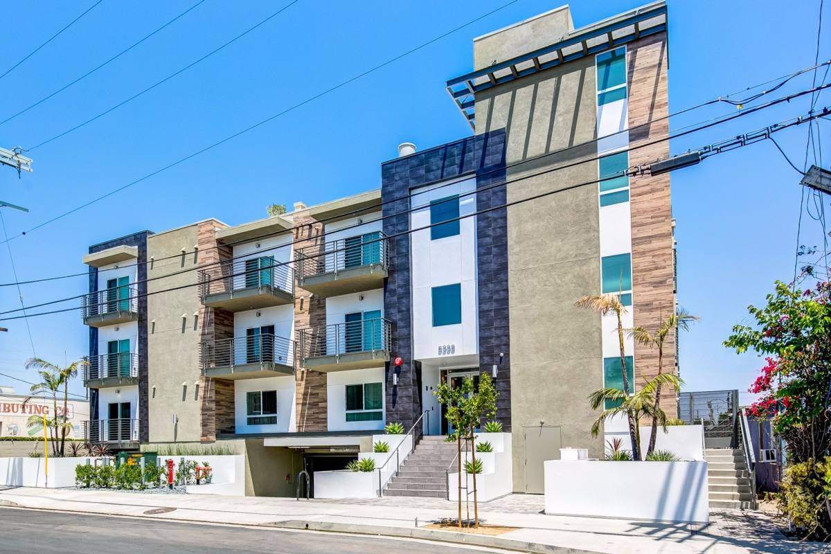 Apartment for rent at 5338 Cartwright Ave, North Hollywood, CA 91601