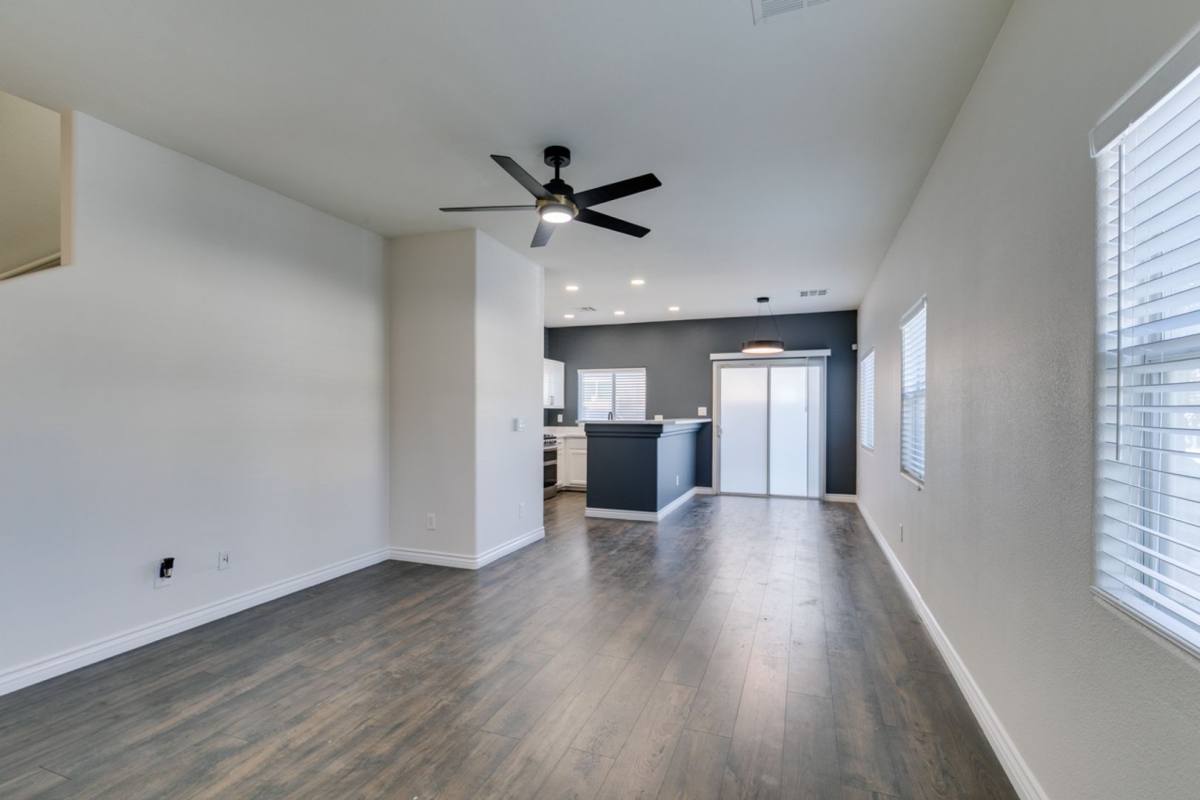 Townhouse for rent at 4663 Color Up Court, Las Vegas, NV 89122