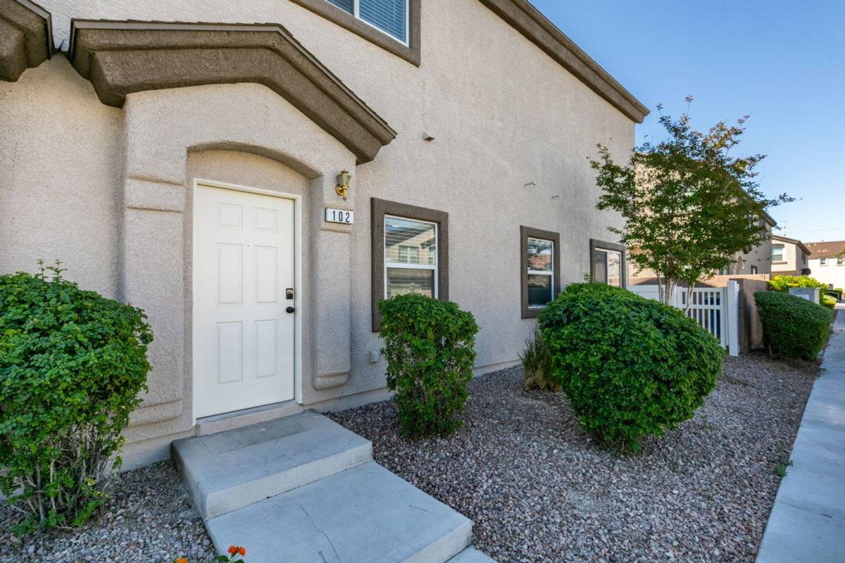 Townhouse for rent at 4663 Color Up Court, Las Vegas, NV 89122