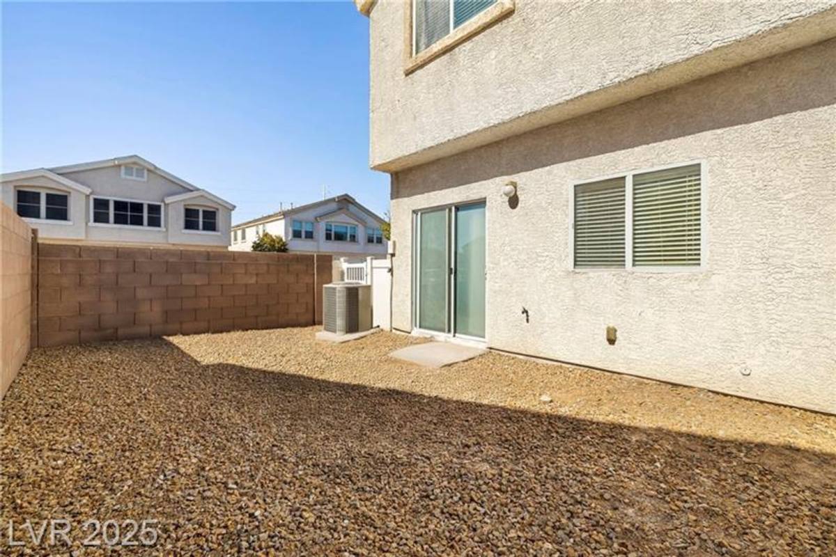 Townhouse for rent at 4663 Color Up Court, Las Vegas, NV 89122