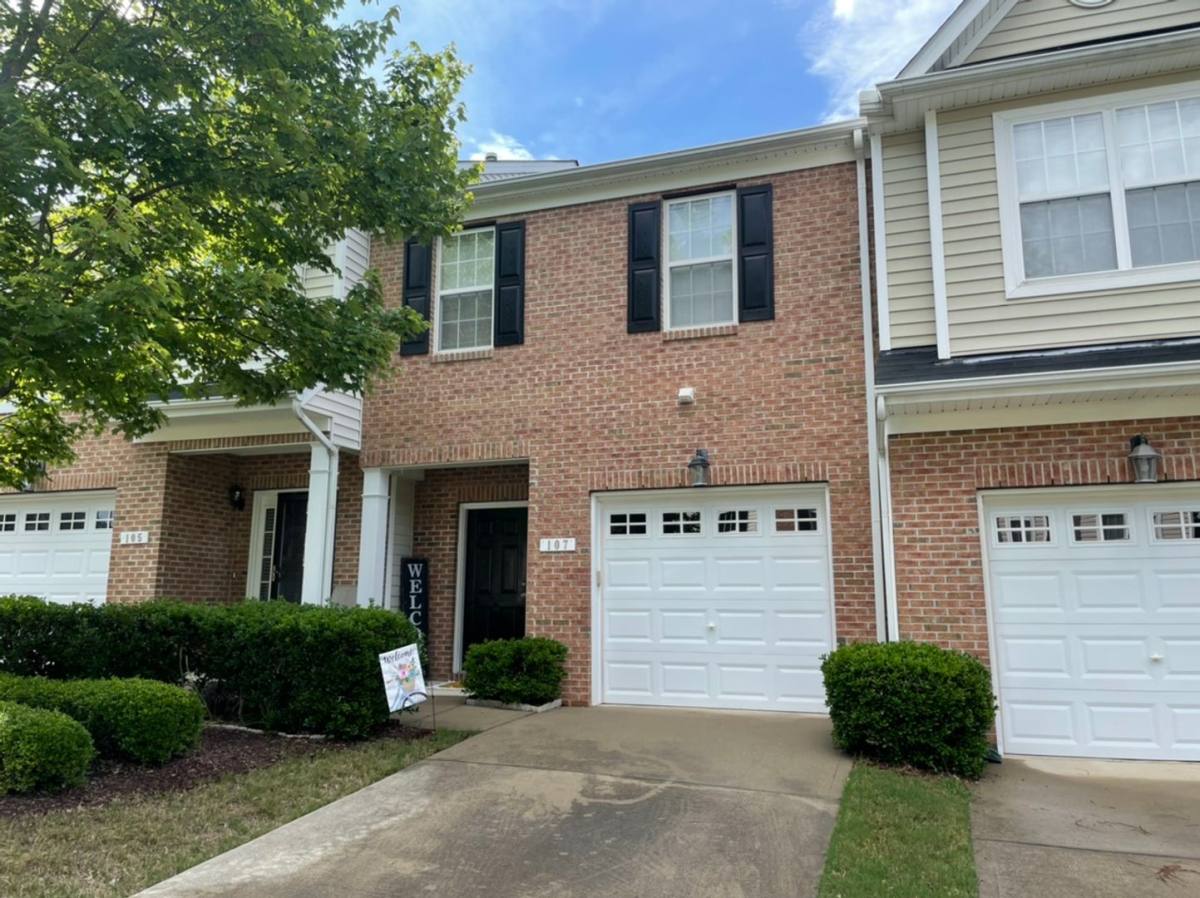 Townhouse for rent at 107 Fanwood Court, Apex, NC 27502