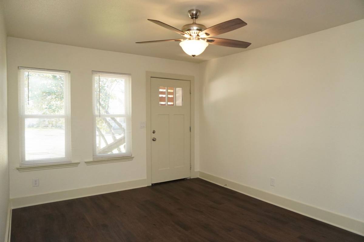 Townhouse for rent at 1017 & 1019 Haynes, San Marcos, TX 78666