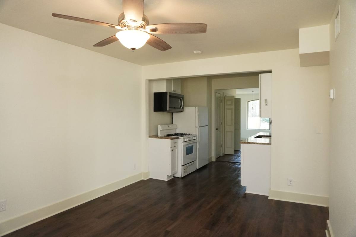 Townhouse for rent at 1017 & 1019 Haynes, San Marcos, TX 78666