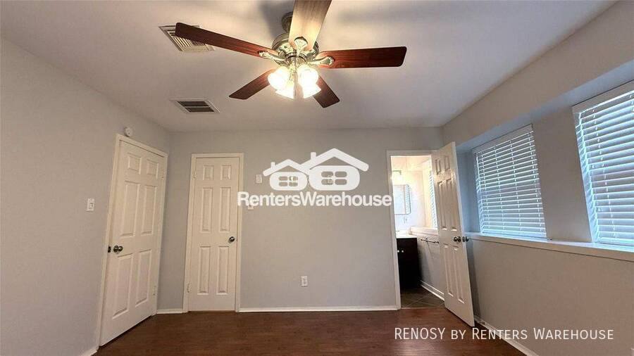 House for rent at 6007 Dryad Dr, Houston, TX 77035