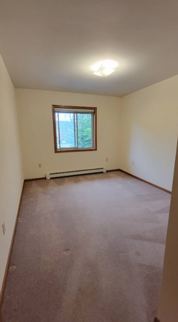 Apartment for rent at 710 Monroe St, Little Chute, WI 54140