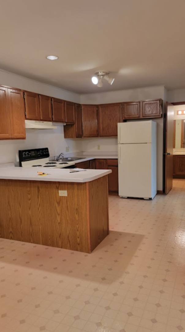 Apartment for rent at 710 Monroe St, Little Chute, WI 54140