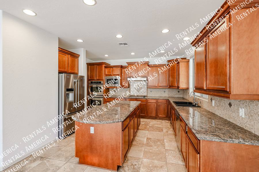 House for rent at 3966 E Crest Lane, Phoenix, AZ 85050