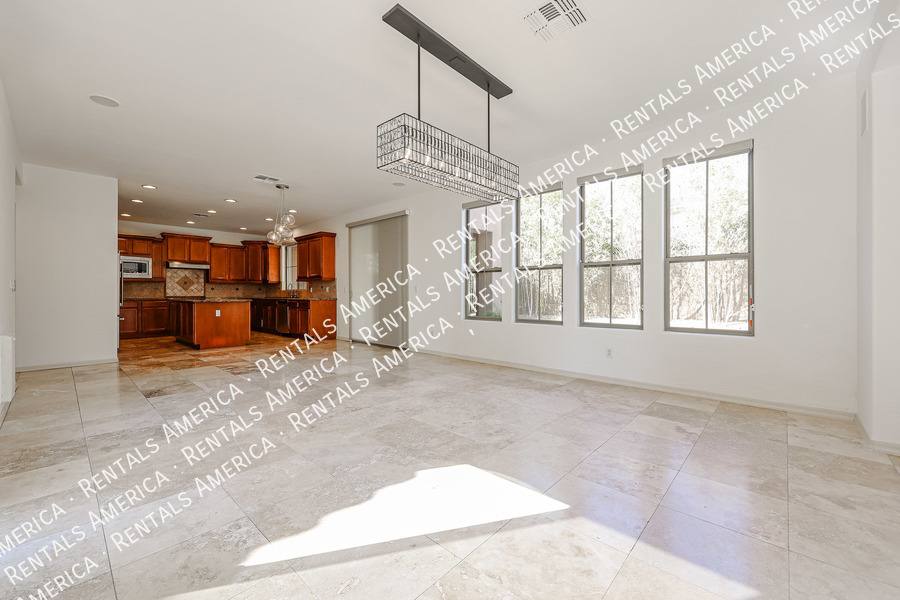 House for rent at 3966 E Crest Lane, Phoenix, AZ 85050