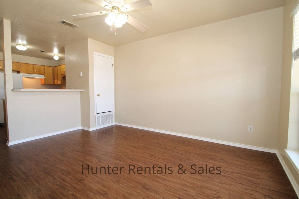Townhouse for rent at 4206-B Deek Dr, Killeen, TX 76549