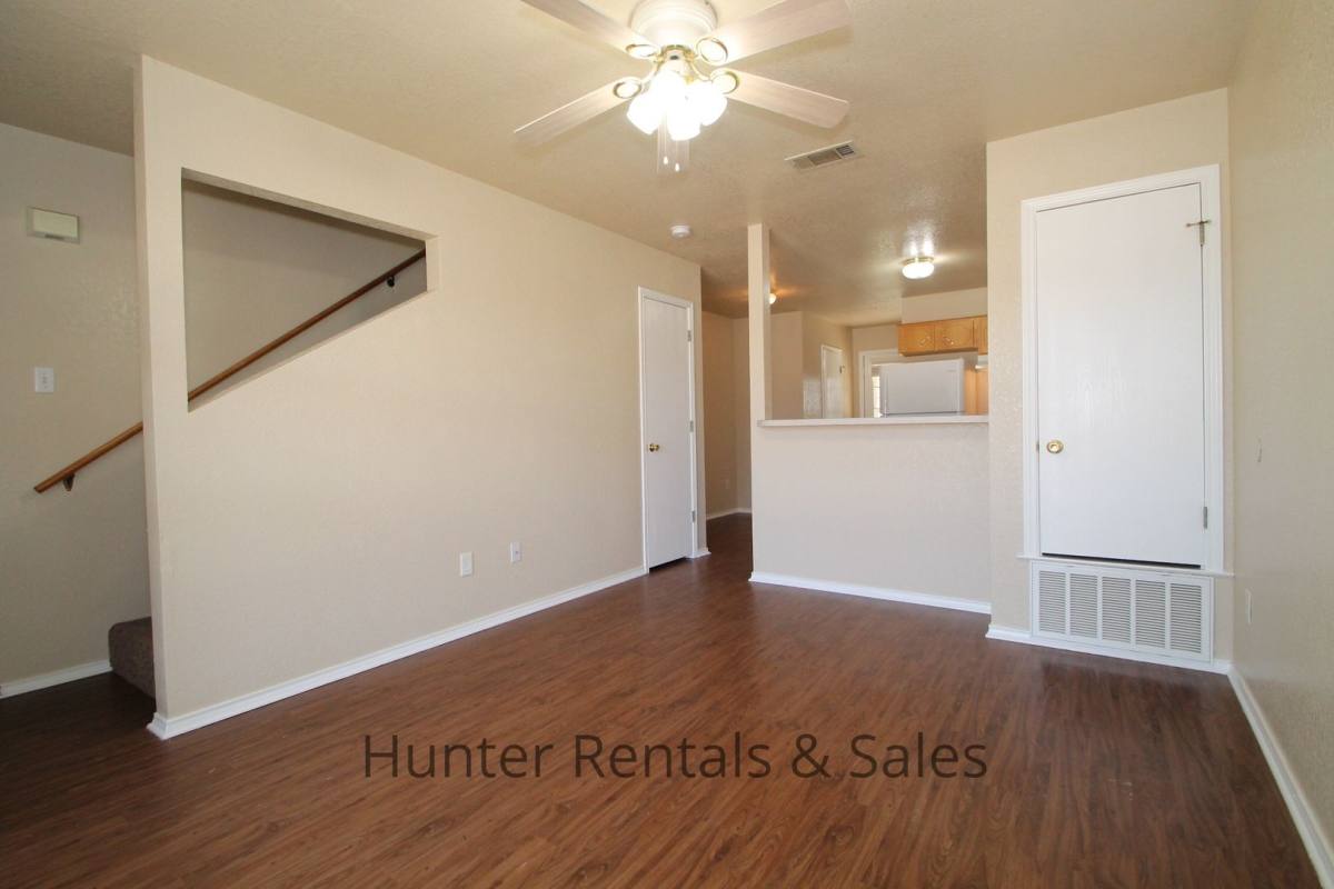 Townhouse for rent at 4206-B Deek Dr, Killeen, TX 76549