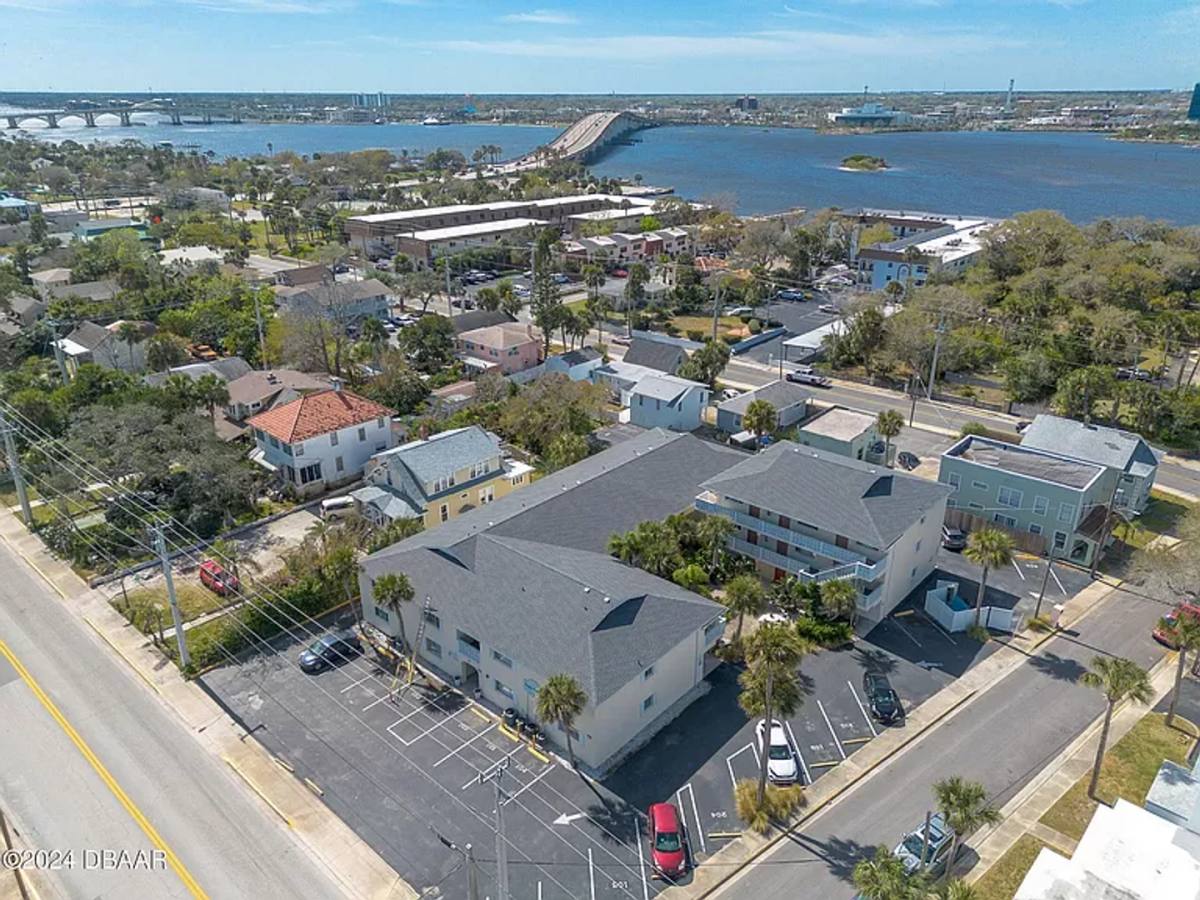 Condo for rent at 102 S Peninsula Dr, Daytona Beach, FL 32118