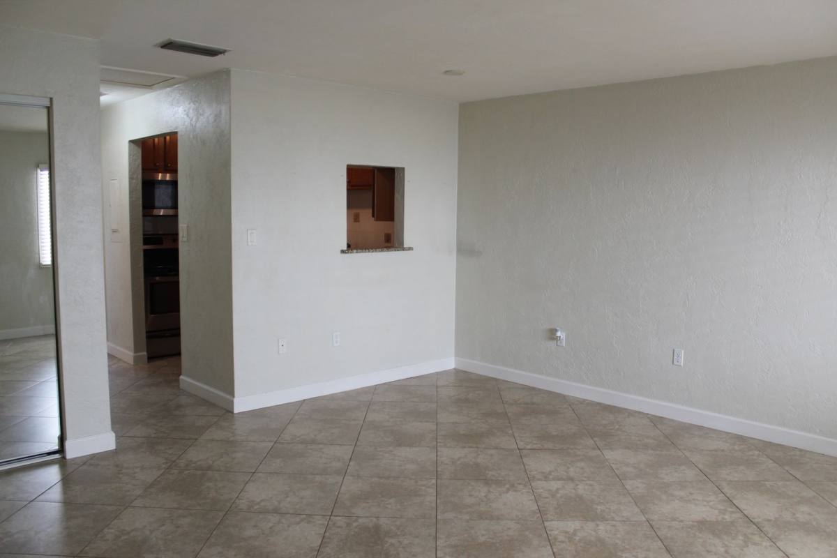 Condo for rent at 102 S Peninsula Dr, Daytona Beach, FL 32118