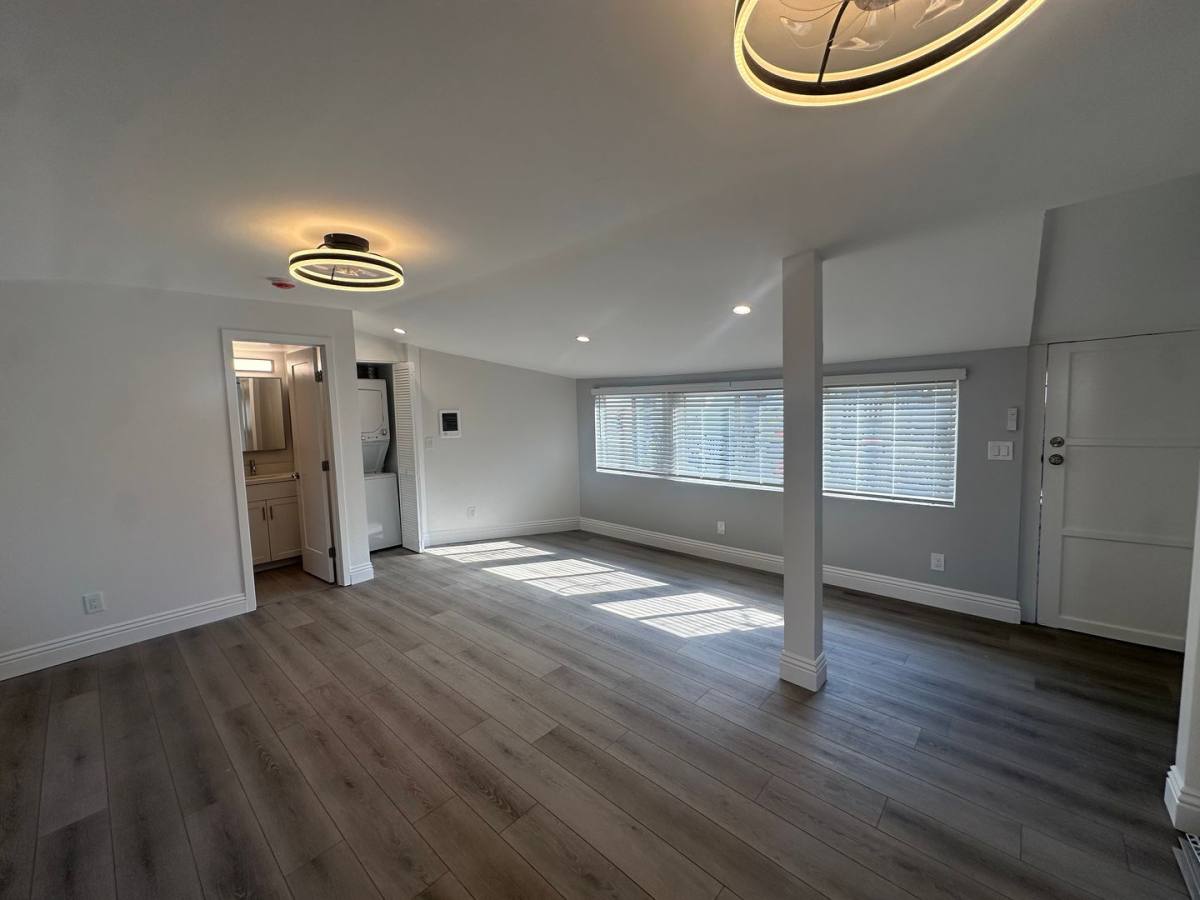 Apartment for rent at 3778 Shasta Ave, San Diego, CA 92109